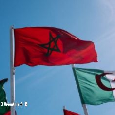 Drapeaux marocain et algrien