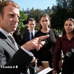Macron lors d'une rencontre avec les Algriens