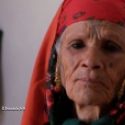 Tunisienne au visage tatou traditionnellement