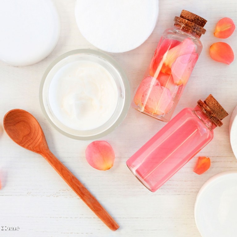 Kit pour faire son eau de rose maison