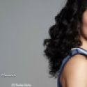 Sabrina Ouazani de profil