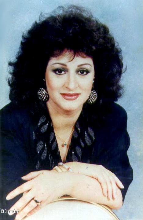 Warda El Djazairia aux grands yeux noirs