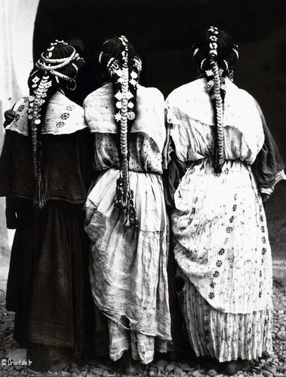3 danseuses chaouies 3 danseuses chaouies