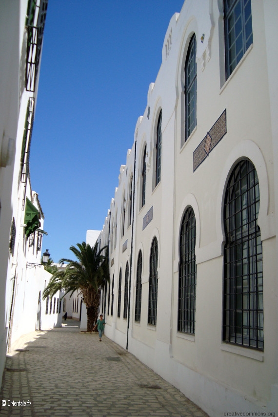 Tunis rue du tribunal