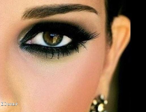 Maquillage au khol égyptien