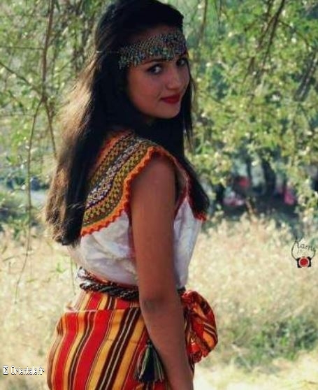 Tenue de mariage online algerien