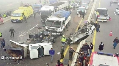 Algérie - accident de la route - carambolage 8 morts