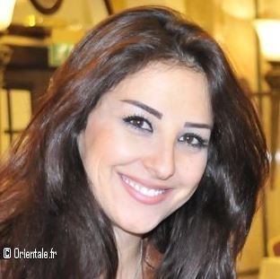 Belle brune Dalia Fares