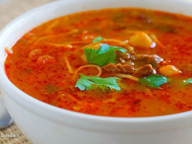 Chorba sauce tomate et vermicelle Chorba sauce tomate et vermicelle