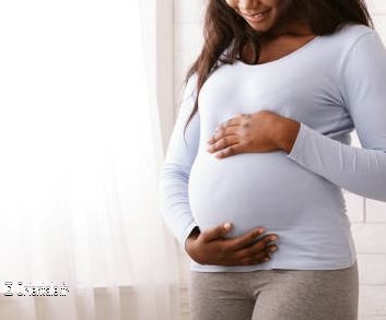 Femme tombée enceinte en étant vierge