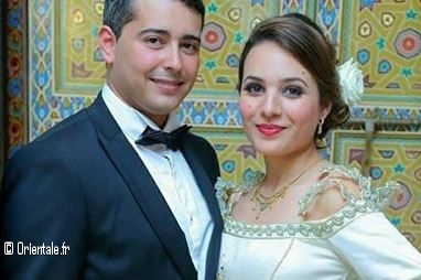 Couple d'Algériens heureux