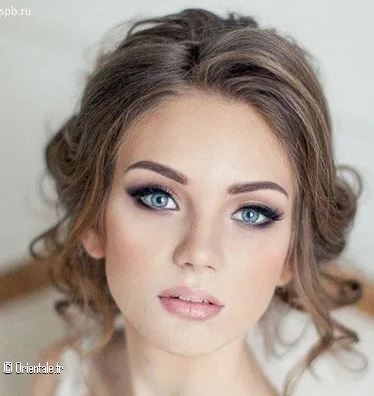 Belle femme cheveux chatains