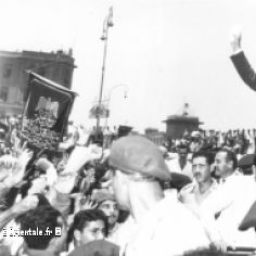Nasser lors de la nationalisation du Canal de Suez en 1956
