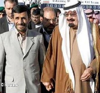 Ahmadenidjad en compagnie du roi d'Arabie saoudite