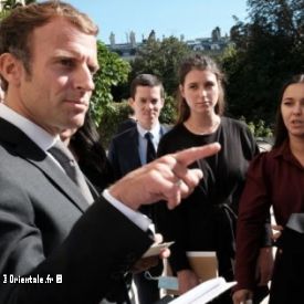 Macron lors d'une rencontre avec les Alg�riens