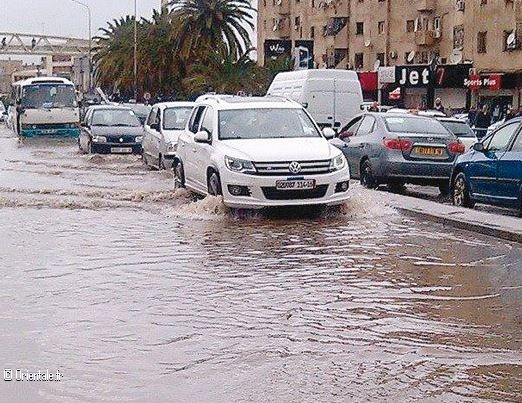 Pluies torrentielles avec intempries en Algrie