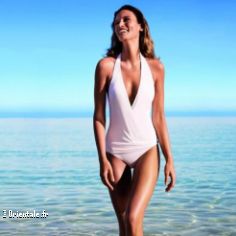 Femme  la plage