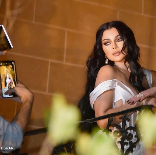 Haïfa Wehbe en robe blanche Haïfa Wehbe en robe blanche