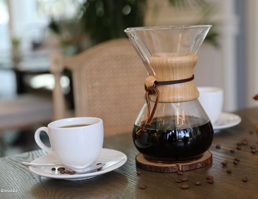 Le café est essentiel dans les pays arabes et représente l'hospitalité