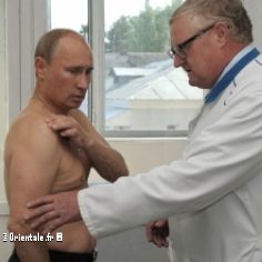 Vladimir Poutine montre ses muscles