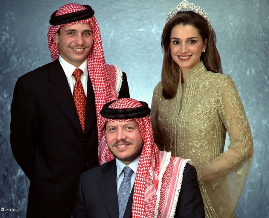 Le prince Hamza,  gauche, aux cts d'Abdallah et Rania de Jordanie