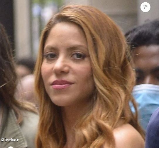 La chanteuse Shakira La chanteuse Shakira
