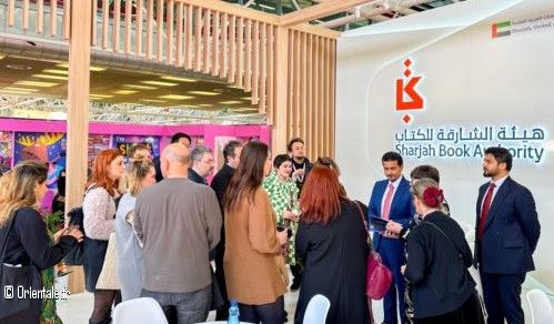 L'Emirien Al-Ameri s'entretient avec des responsables de la Foire du Livre de Bologne L'Emirien Al-Ameri s'entretient avec des responsables de la Foire du Livre de Bologne