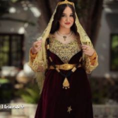 Djebba fergani, robe traditionnelle d'Annaba