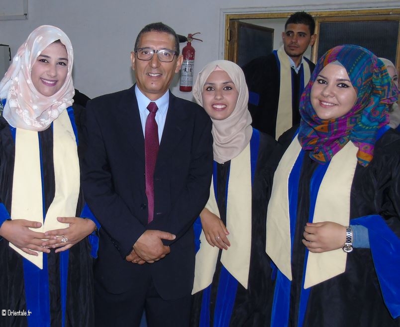 Remise des diplômes à Badji Mokhtar Annaba, Algérie, juin 2016