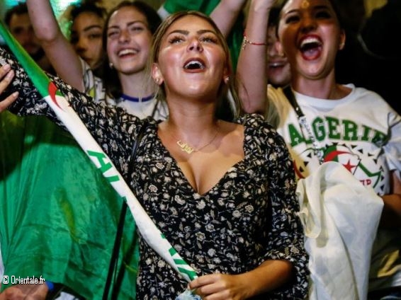 Des supportrices algriennes