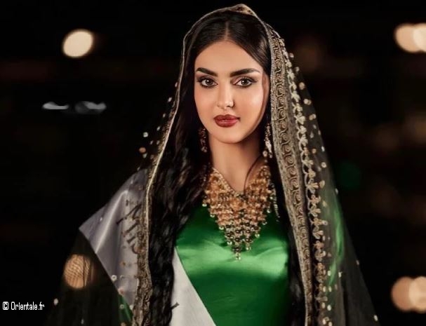Miss Arabie Saoudite célèbre le Nouvel An