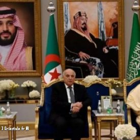 L'Alg�rien M. Attaf a particip� au 2e Sommet arabo-islamique � Riyad